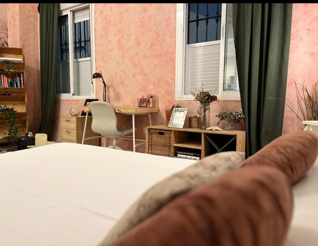 Serva La Bari Studio Seville Ngoại thất bức ảnh