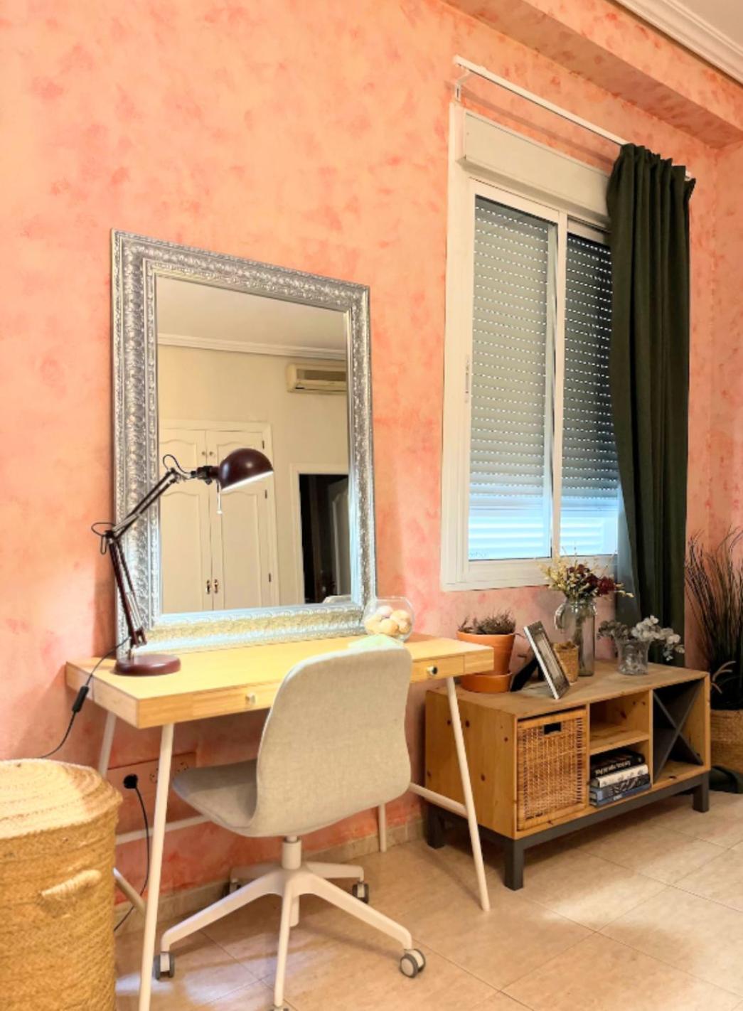 Serva La Bari Studio Seville Ngoại thất bức ảnh