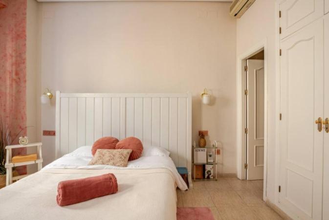 Serva La Bari Studio Seville Ngoại thất bức ảnh